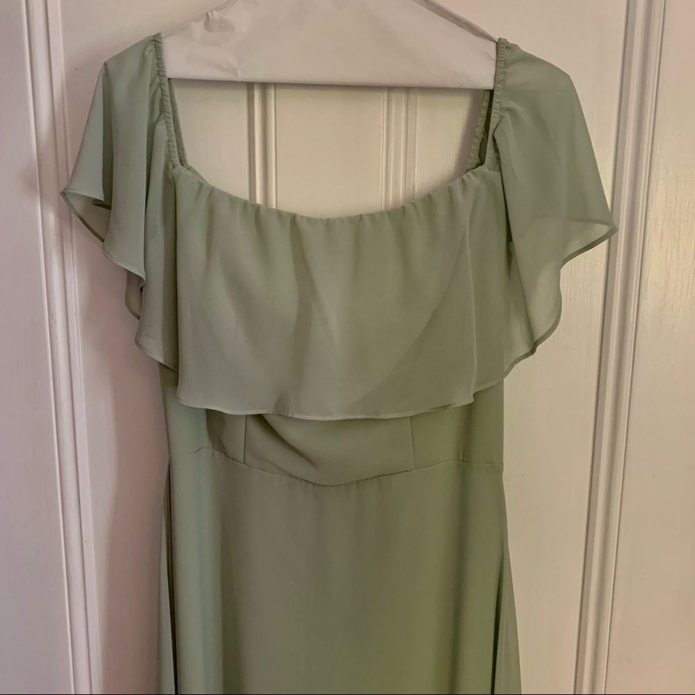 Bill Levkoff Gown - Picture 10 of 16